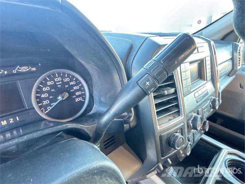 Ford F-350 XLT 4x4 Extended Cab Service Truck Комбинированные дорожные машины