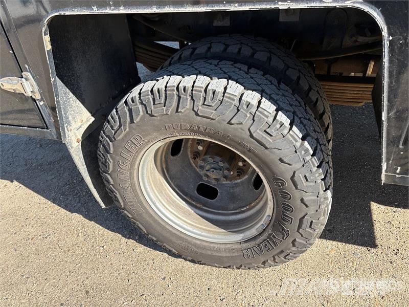 Ford F-350 XLT 4x4 Extended Cab Service Truck Visuotinės / bendrosios paskirties automobiliai