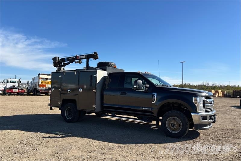 Ford F-350 XLT 4x4 Extended Cab Service Truck Visuotinės / bendrosios paskirties automobiliai