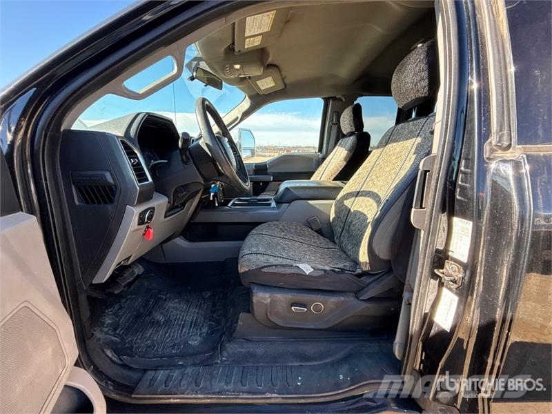 Ford F-350 XLT 4x4 Extended Cab Service Truck Kommunalt / generelt kjøretøy