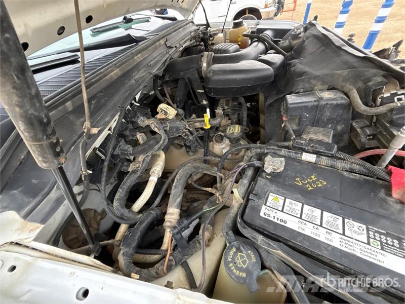 Ford F-350 XLT 4x4 Extended Cab Utility Truck Ldv/dropside