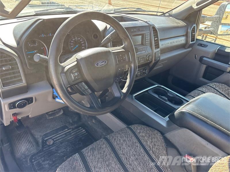 Ford F-350 XLT 4x4 Extended Cab Service Truck Visuotinės / bendrosios paskirties automobiliai