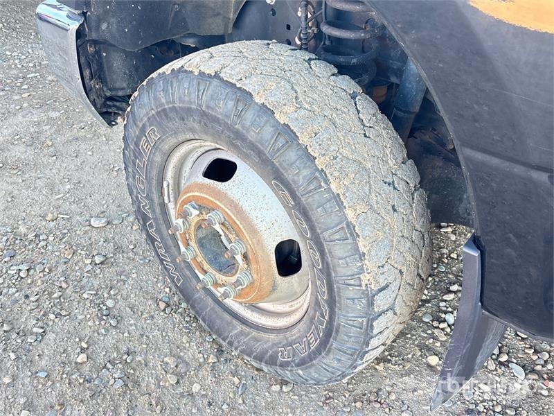Ford F-350 XLT 4x4 Extended Cab Service Truck Комбинированные дорожные машины