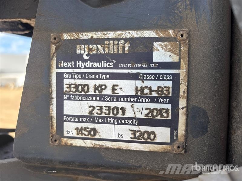 Ford F-350 XLT 4x4 Extended Cab Service Truck Camions et véhicules municipaux