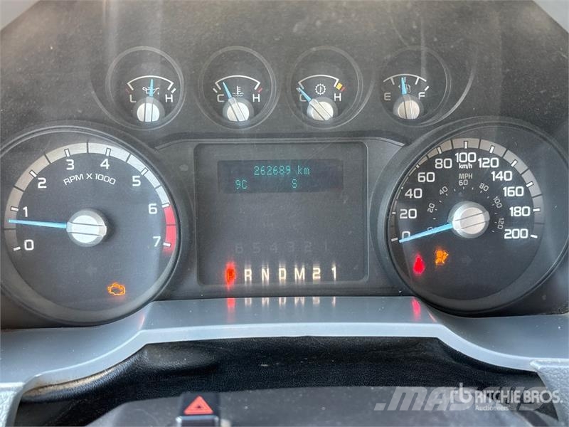 Ford F-350 XLT 4x4 Utility Truck 픽업/드롭사이드
