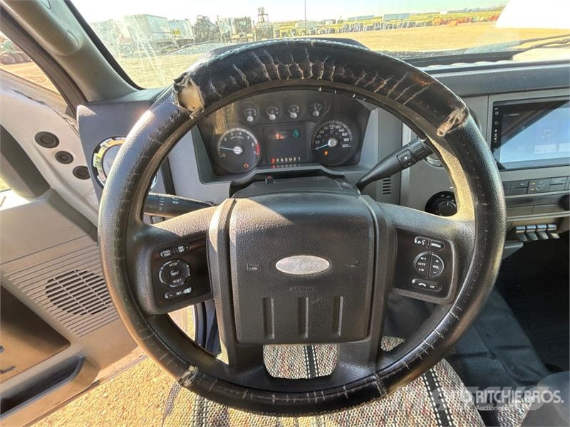 Ford F-350 XLT 4x4 Utility Truck 픽업/드롭사이드