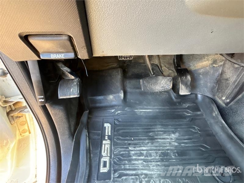 Ford F-350 XLT 4x4 Utility Truck 픽업/드롭사이드