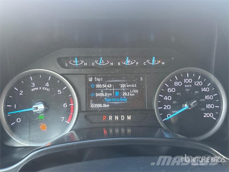 Ford F-350 XLT XLT 4x4 Crew Cab Flatbed Truck Camiones plataforma