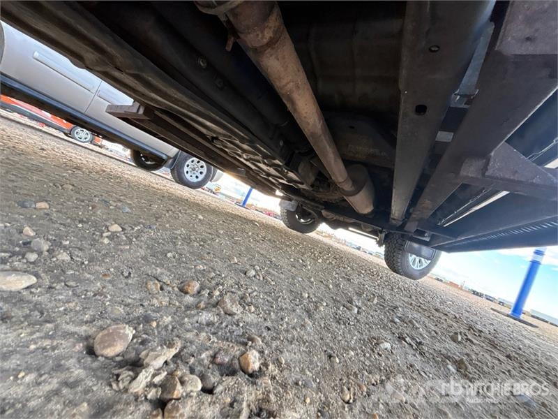 Ford F-350 XLT XLT 4x4 Crew Cab Flatbed Truck Camiones plataforma