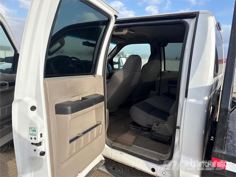 Ford F-450 Camion plateau