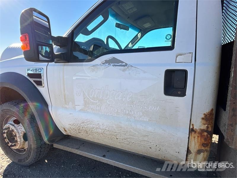 Ford F-450 Ciężarówki typu Platforma / Skrzynia