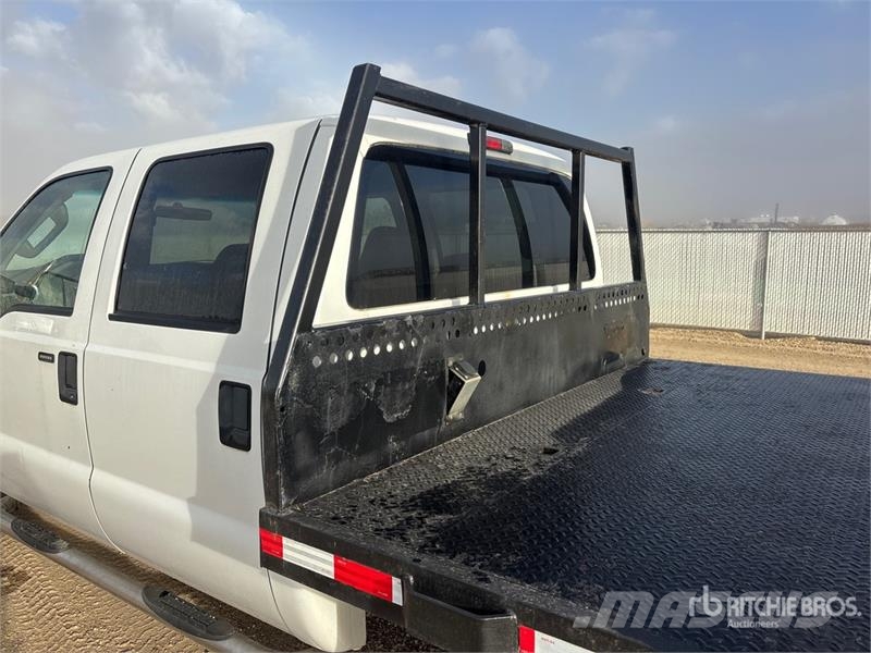 Ford F-450 Camion plateau
