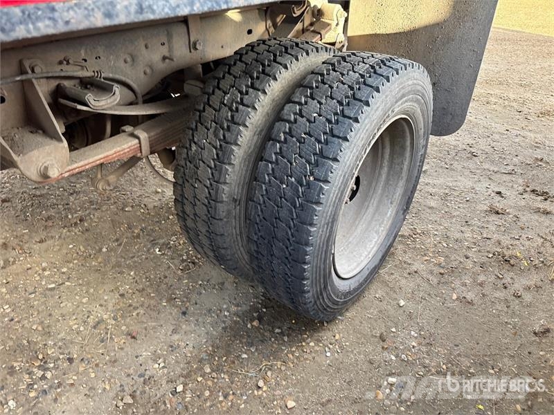 Ford F-450 شاحنات قلابة
