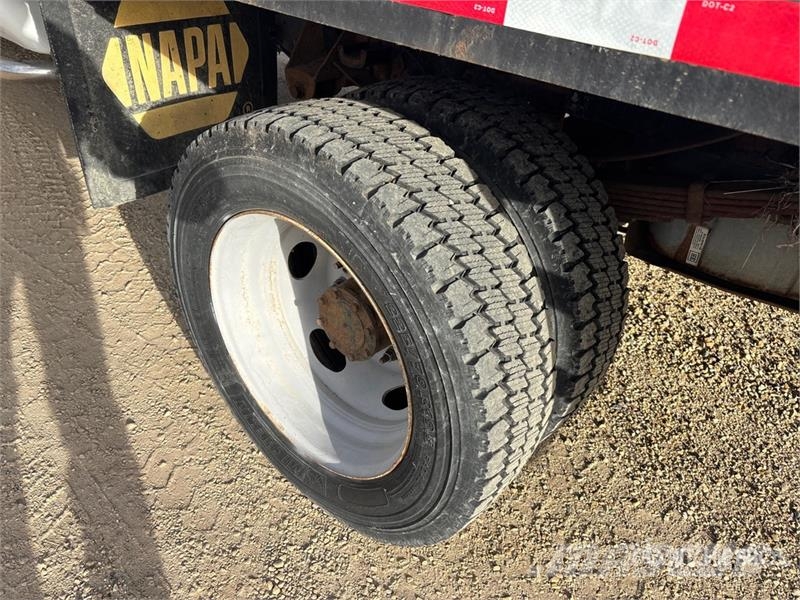Ford F-450 Camion plateau