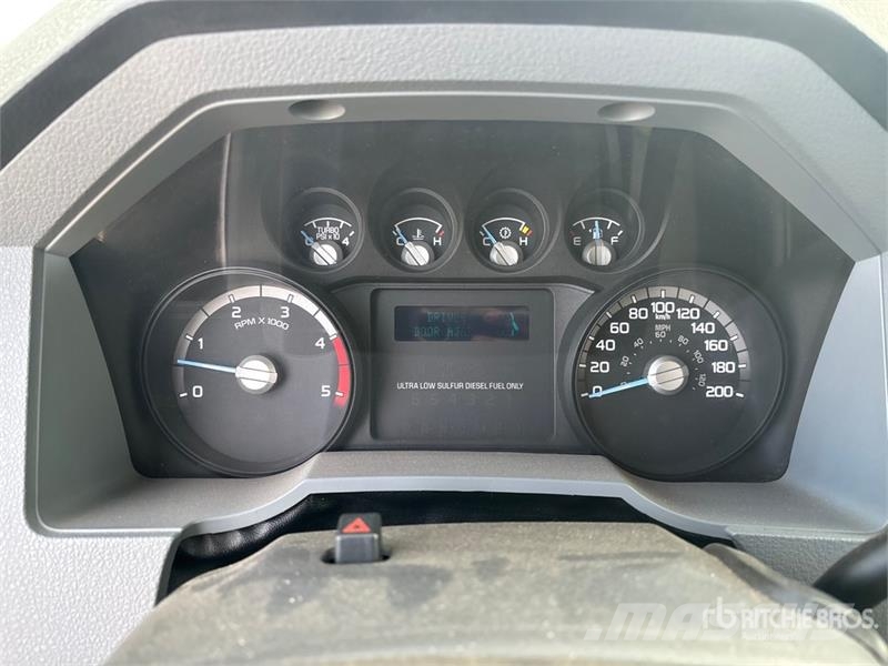 Ford F-450 Auto korpe