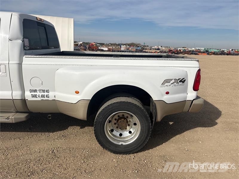 Ford F-450 أخرى