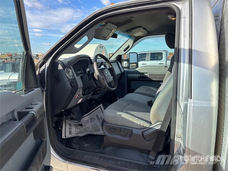 Ford F-450 Pickup/Sideaflæsning