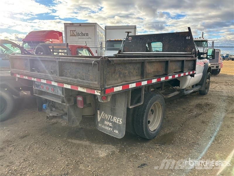 Ford F-450 شاحنات قلابة