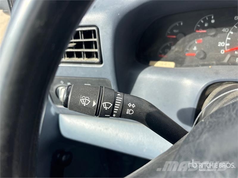 Ford F-450 المنصات الهوائية المثبتة على شاحنة