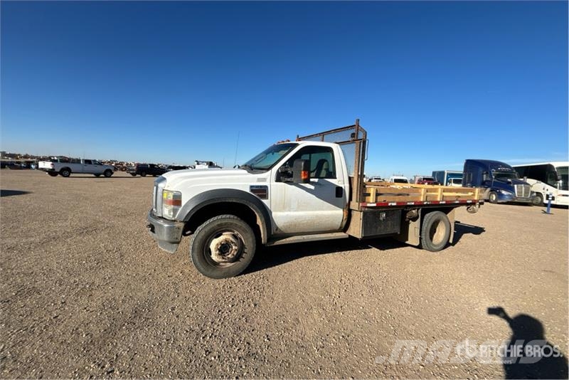 Ford F-450 Ciężarówki typu Platforma / Skrzynia