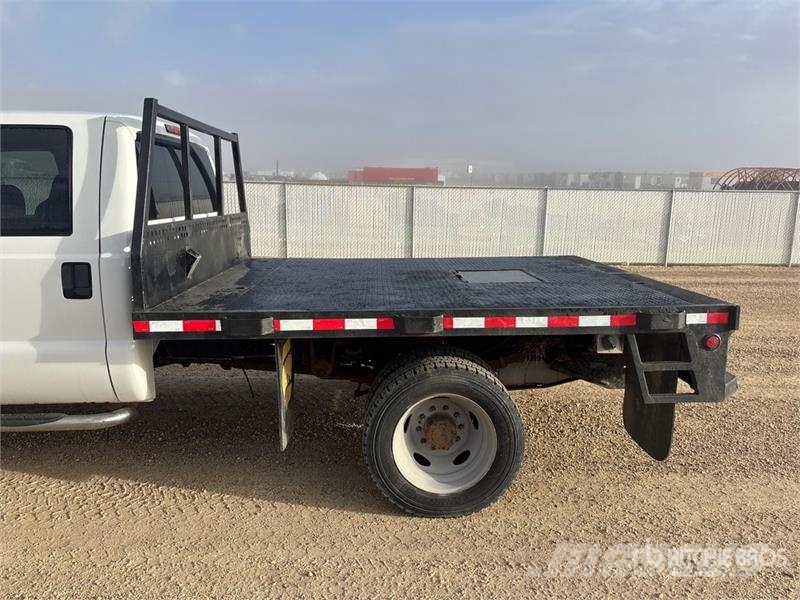Ford F-450 Camion plateau