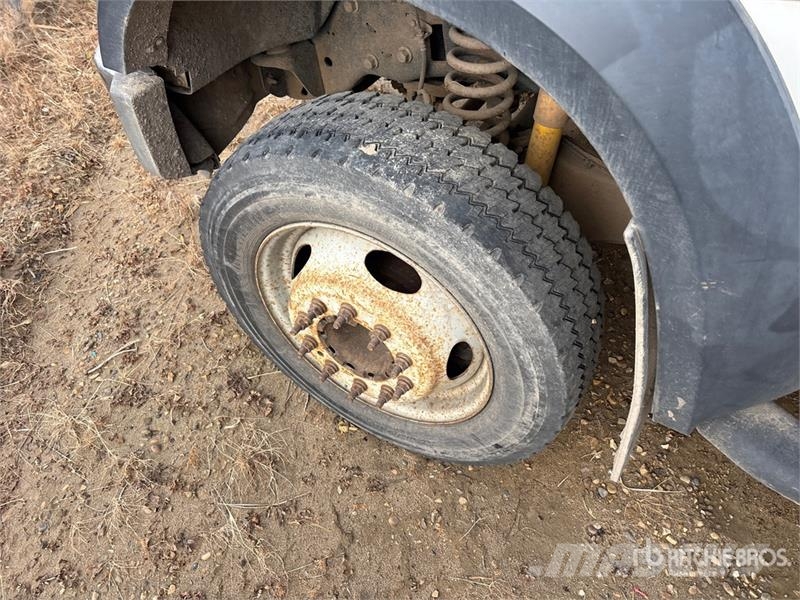 Ford F-450 شاحنات قلابة