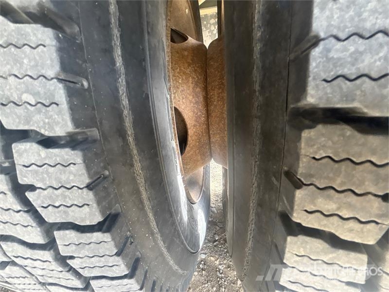 Ford F-450 المنصات الهوائية المثبتة على شاحنة