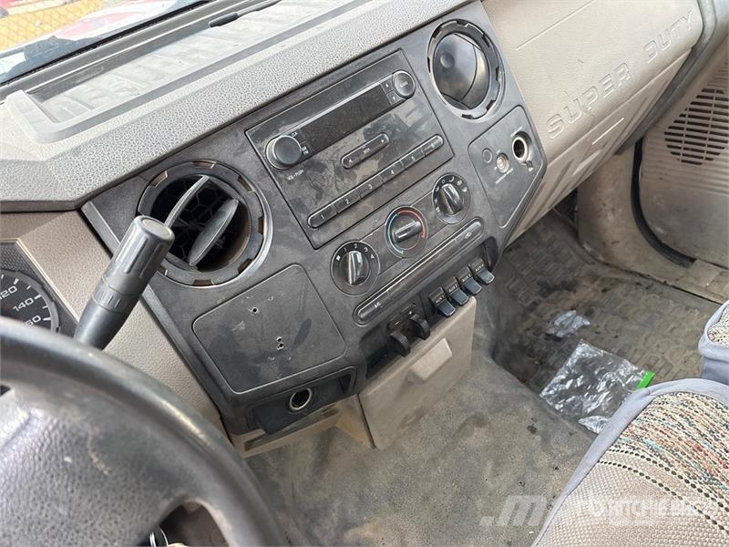 Ford F-450 شاحنات قلابة