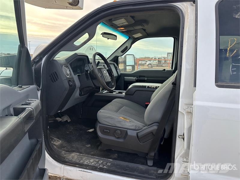 Ford F-450 Auto korpe
