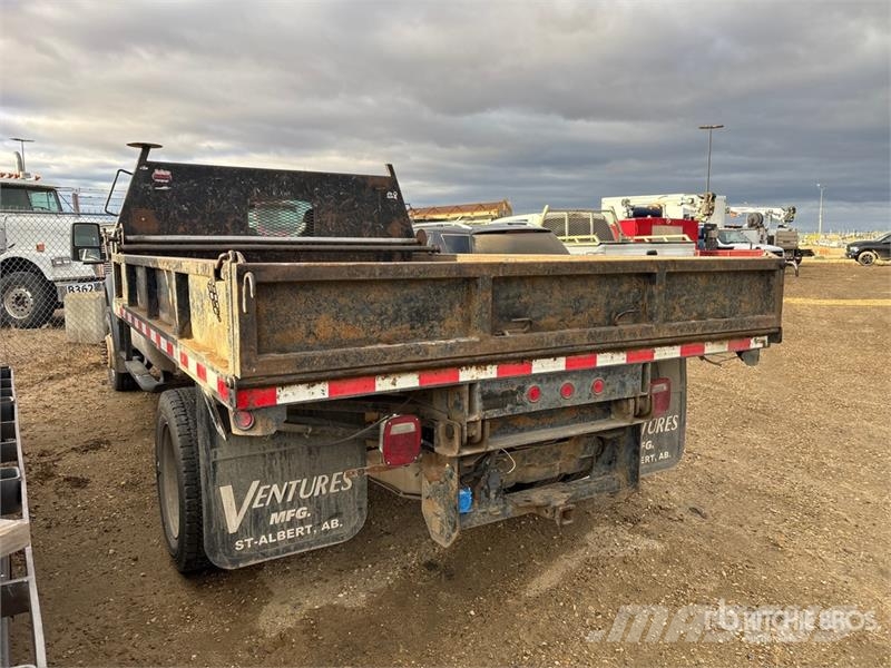Ford F-450 شاحنات قلابة