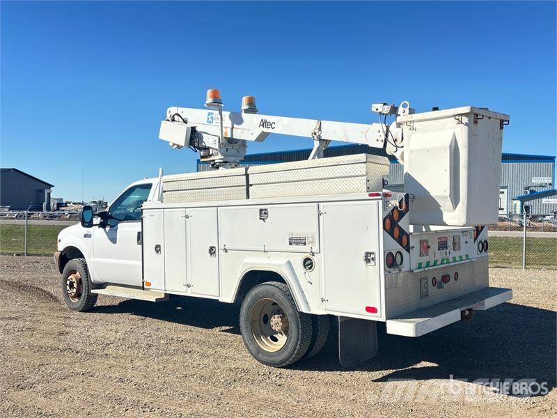 Ford F-450 트럭 탑재 고소작업대