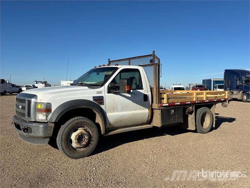 Ford F-450 Ciężarówki typu Platforma / Skrzynia