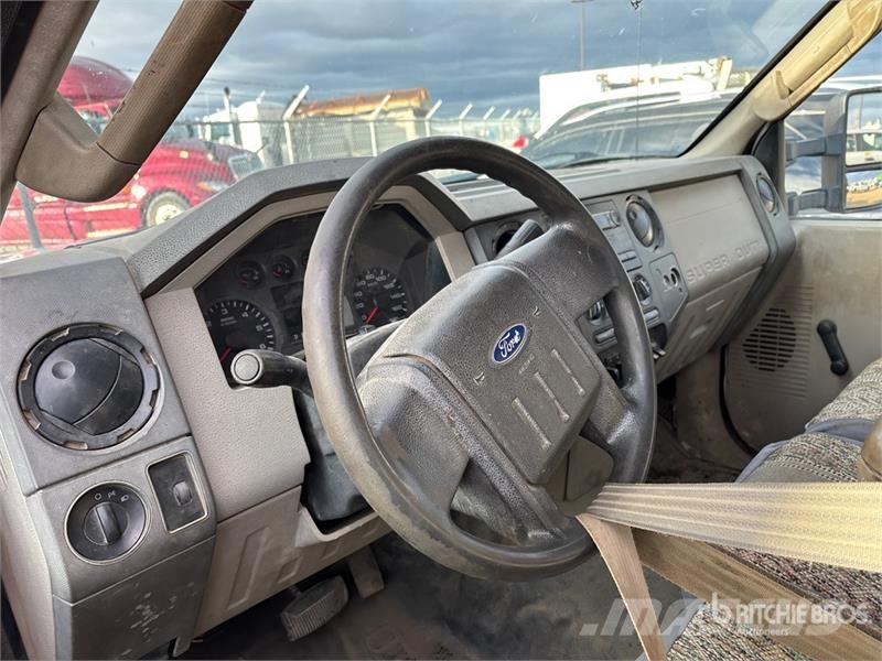 Ford F-450 شاحنات قلابة