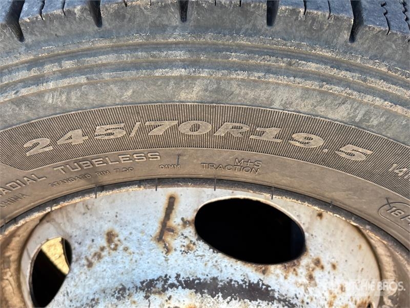 Ford F-450 Ciężarówki typu Platforma / Skrzynia