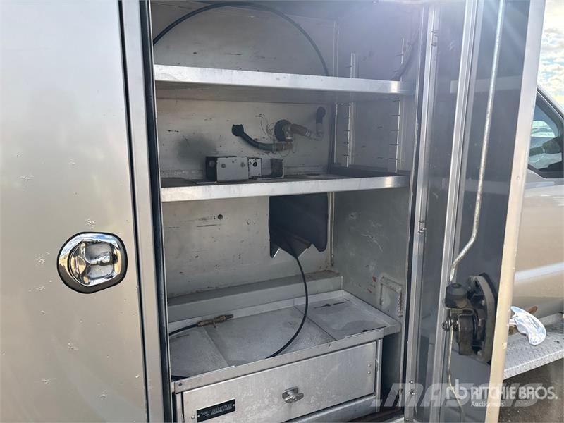 Ford F-450 Pickup/Sideaflæsning