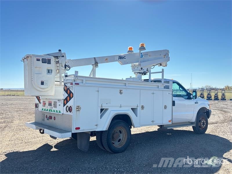 Ford F-450 트럭 탑재 고소작업대