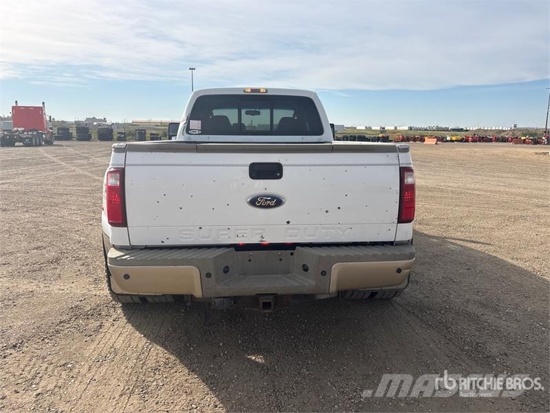 Ford F-450 أخرى