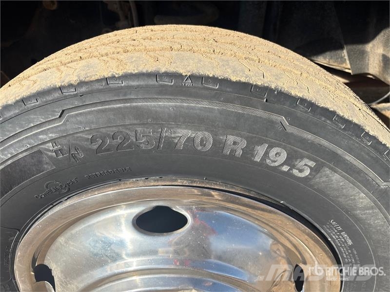 Ford F-450 Flakbilar
