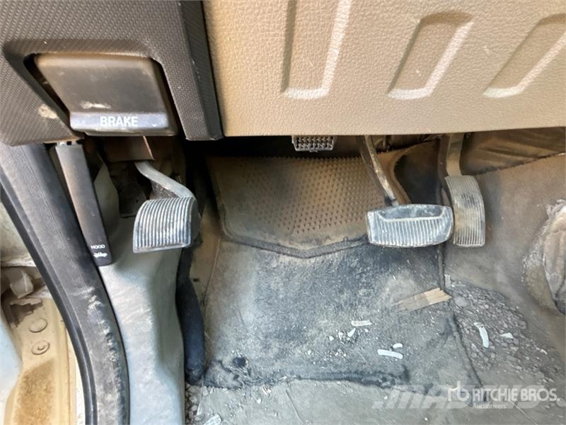 Ford F-450 Ciężarówki typu Platforma / Skrzynia