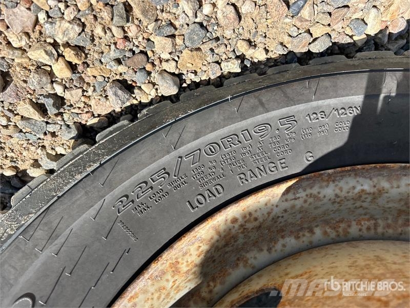 Ford F-450 Φορτηγά Kαρότσα με ανοιγόμενα πλαϊνά