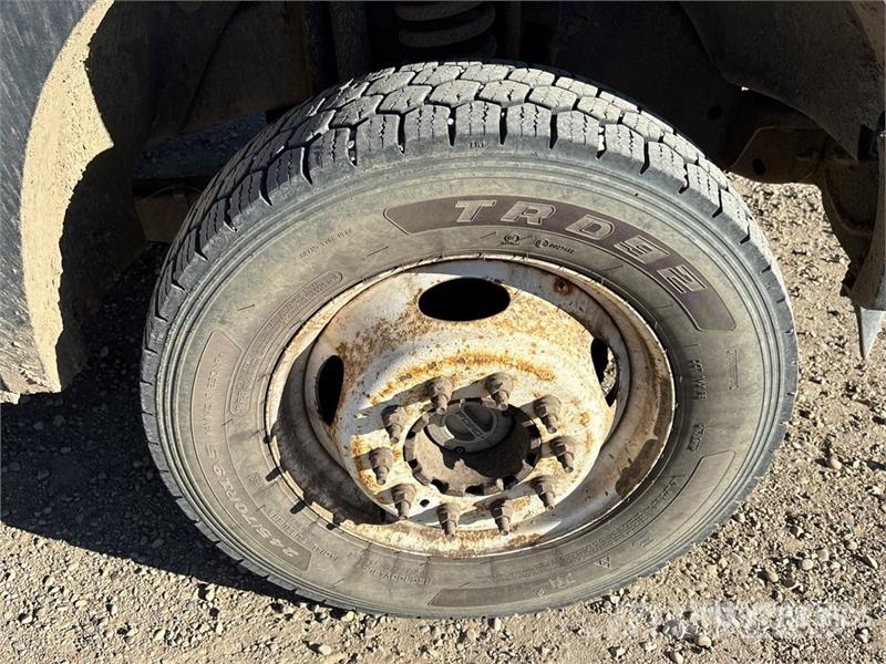 Ford F-450 Ciężarówki typu Platforma / Skrzynia
