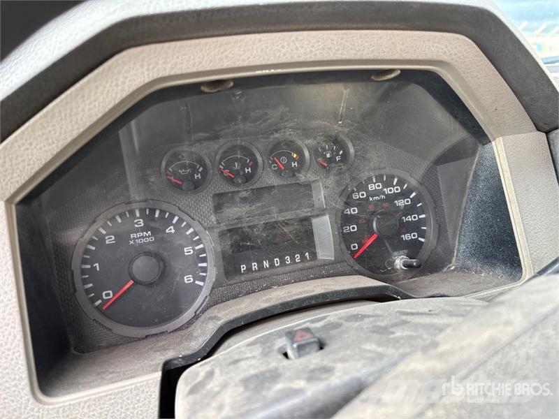 Ford F-450 شاحنات قلابة