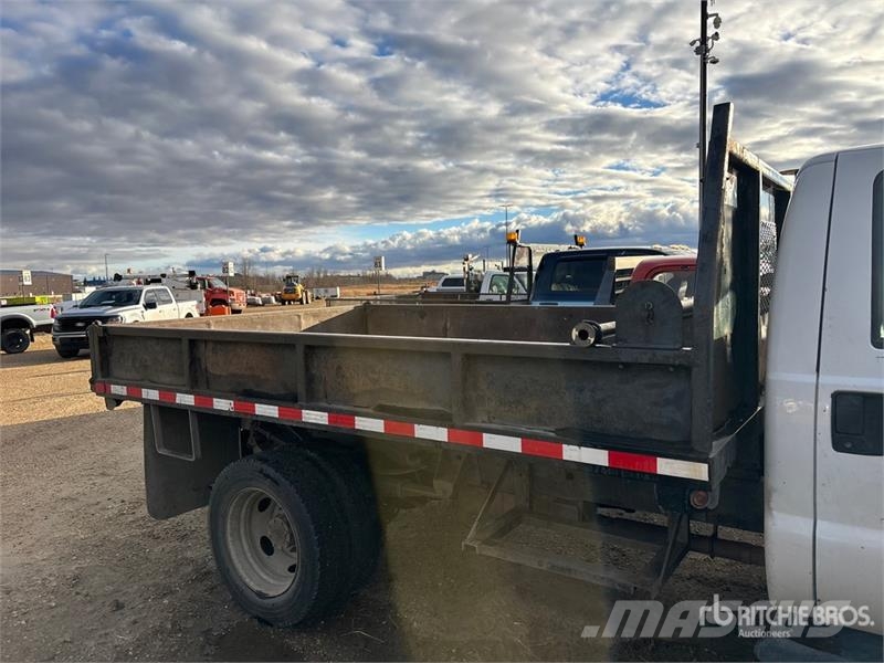 Ford F-450 شاحنات قلابة