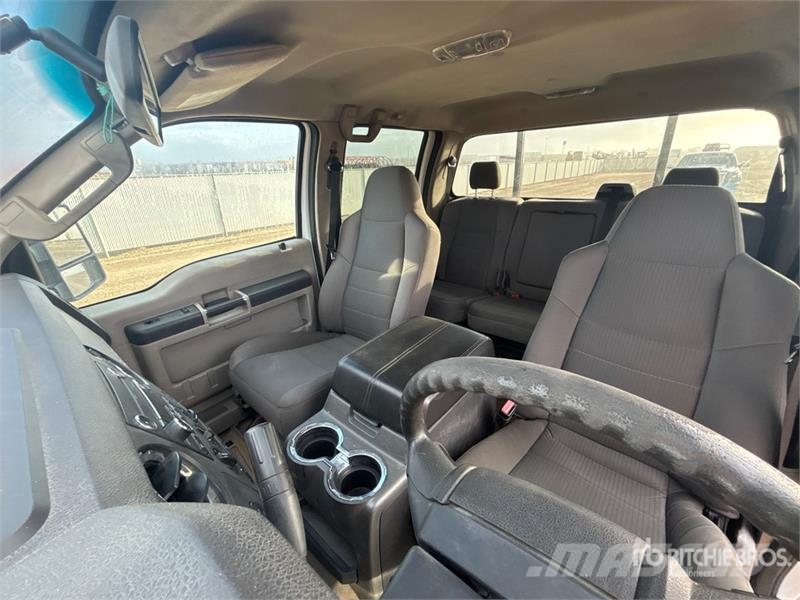 Ford F-450 Camion plateau