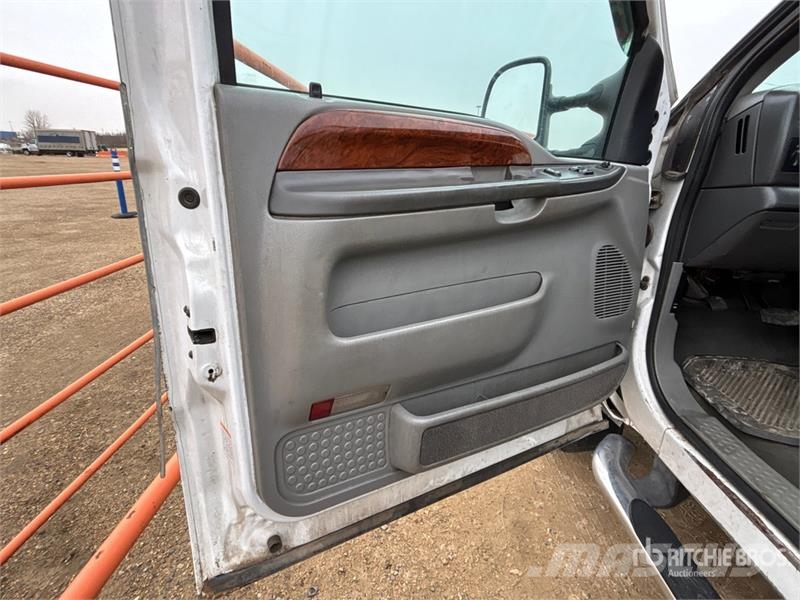 Ford F-450 4x2 Tow Truck Recovery vehicles