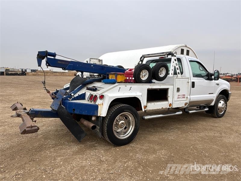 Ford F-450 4x2 Tow Truck Recovery vehicles