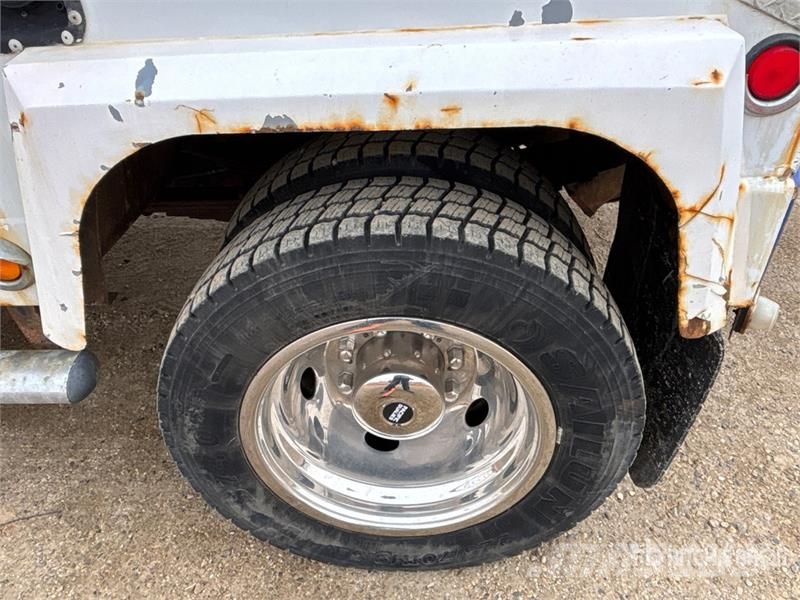 Ford F-450 4x2 Tow Truck Recovery vehicles