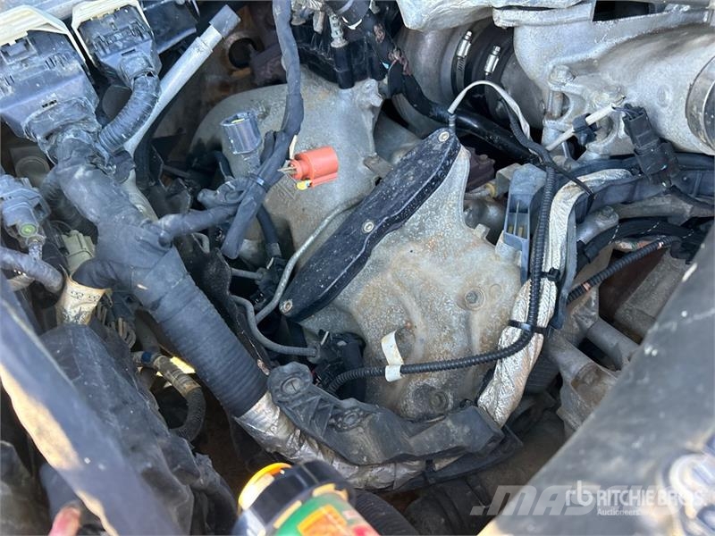 Ford F-450 Lariat 4x4 Crew Cab Pickup Muut autot