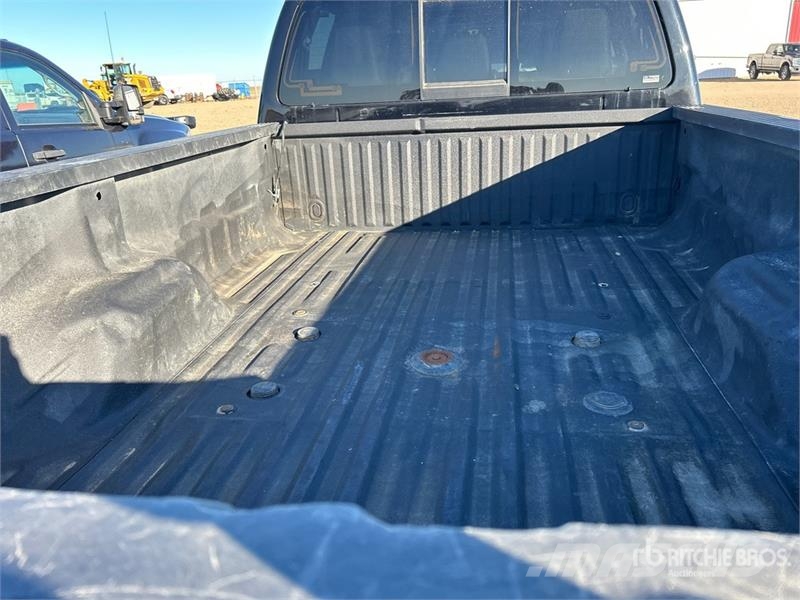 Ford F-450 Lariat 4x4 Crew Cab Pickup Muut autot