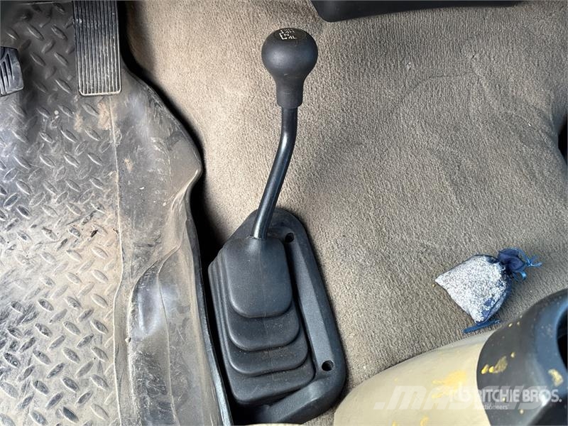 Ford F-450 Lariat 4x4 Extended Cab Utility Truck Nakladacia/sklápacia bočnica